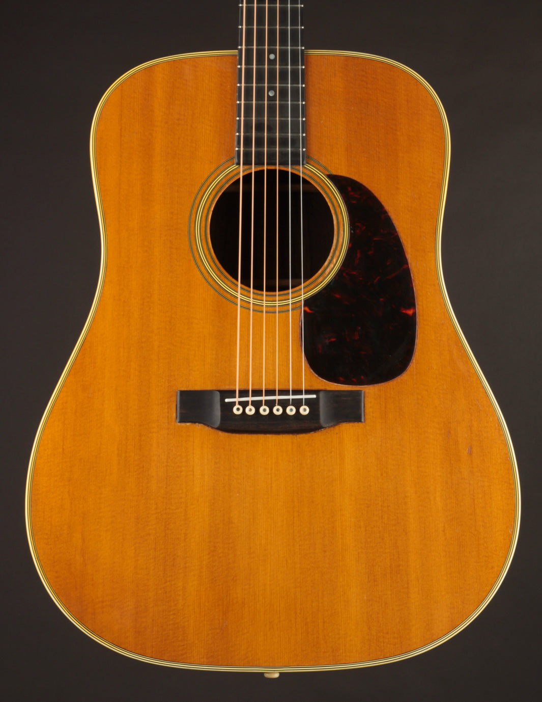 Martin D-28 (1966)