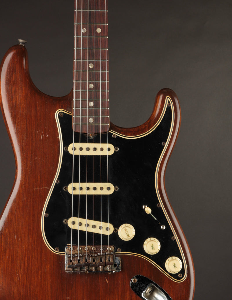 Fender Stratocaster, Walnut (1966)