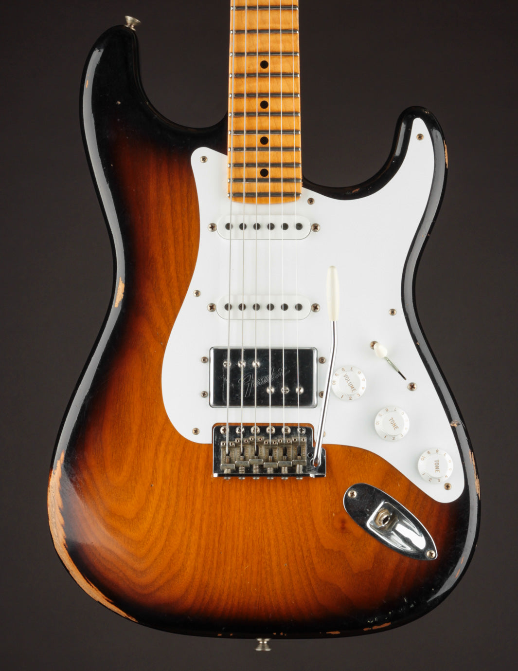 Fender Custom Shop Artist Spec 1955 Stratocaster 2-Tone Sunburst/Relic (USED, 2022)