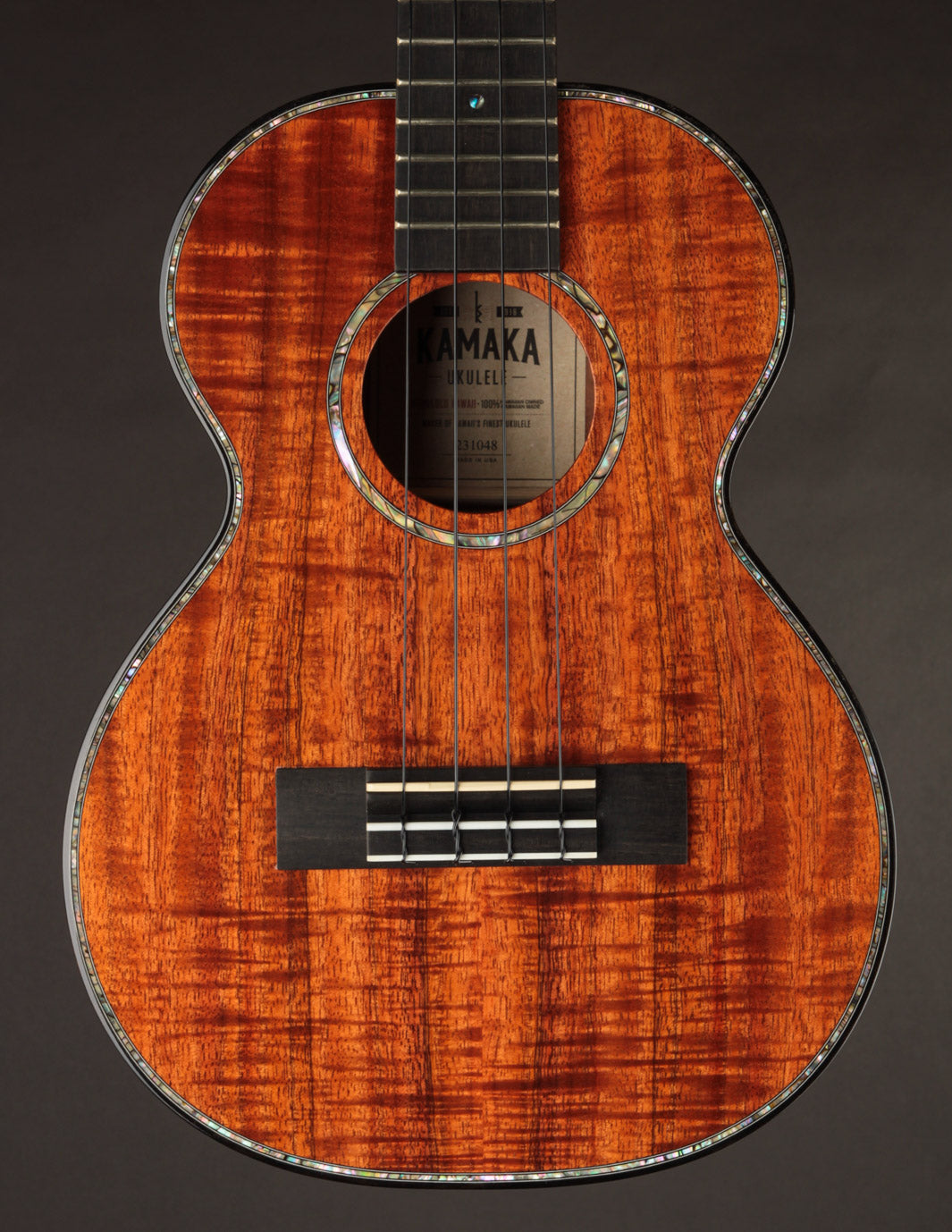 Kamaka HF-3 D Ukulele Tenor Deluxe with Case (100) - Willcutt Guitars