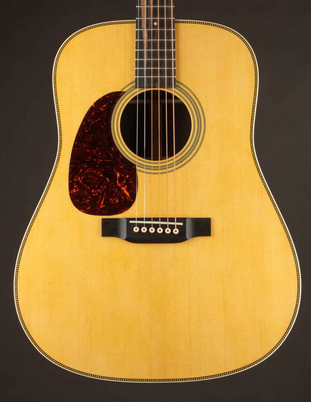 Martin HD-28 Lefty