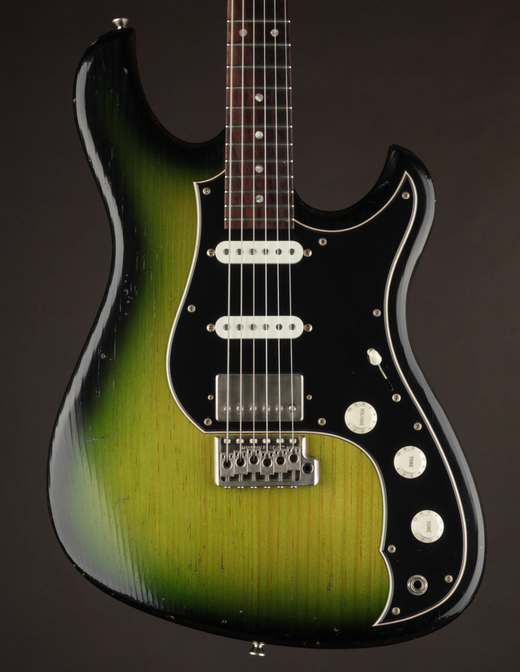 Novo Guitars Idris HSS Cat's Eye Burst