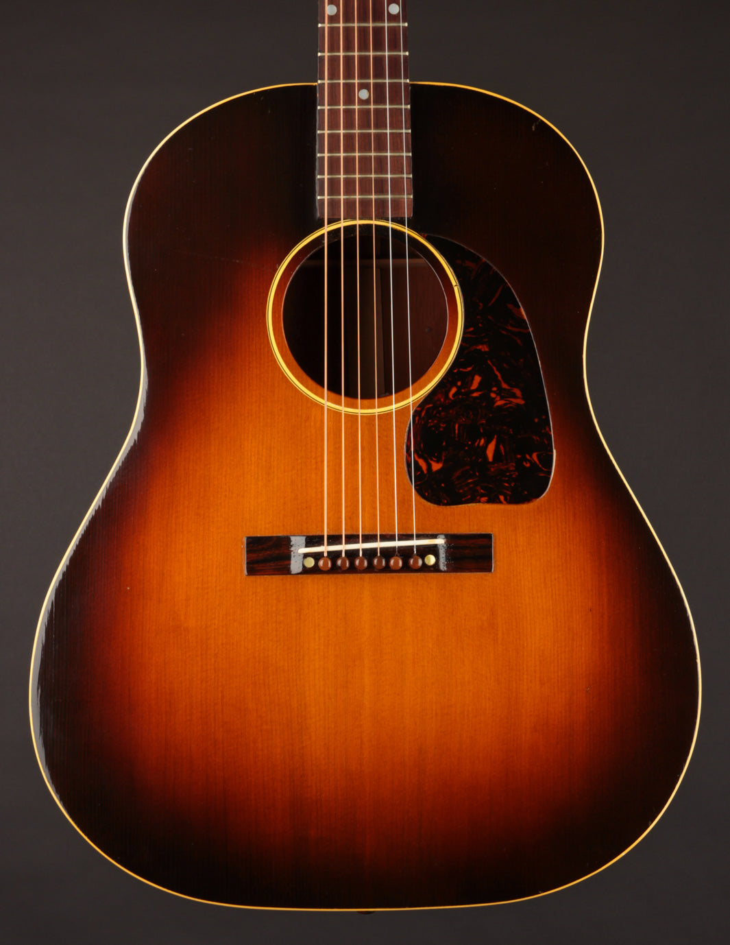 Gibson J-45 (1946)