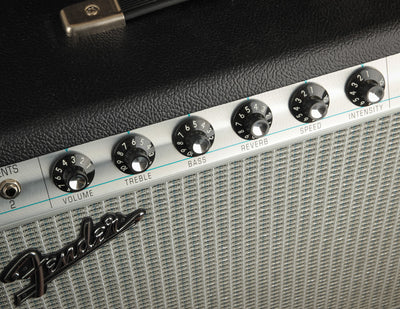 Fender ’68 Custom Princeton Reverb Reissue controls close up picture