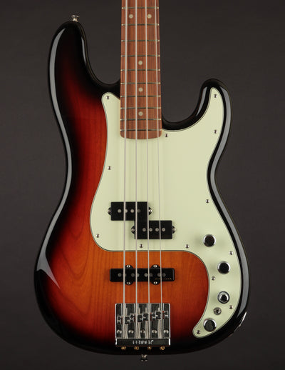 Fender Player Plus P Bass Sunburst