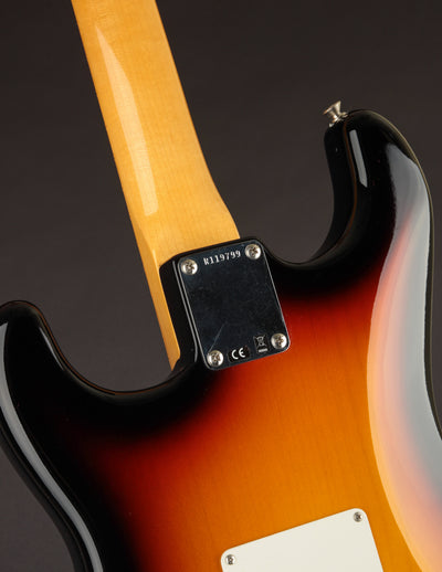 Fender Vintage Custom '62 Stratocaster NOS, Maple Fingerboard, 3-Color Sunburst