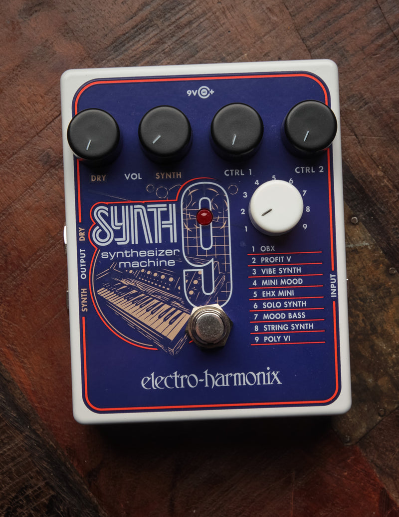 Electro-Harmonix SYNTH9 Synthesizer Machine