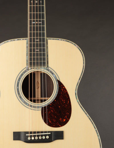 Martin | Authentic Series