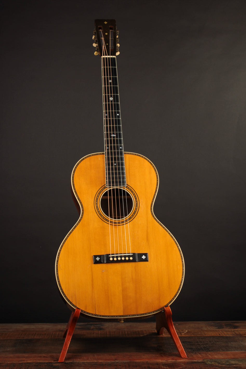 Wm. Stahl Style #6, made by Larson Bros. (1931) – The Music Emporium