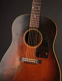 Gibson J-45 (1943)