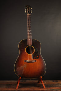Gibson J-45 (1943)