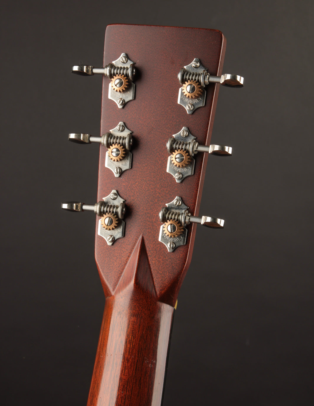 Used Martin HD-28V (2009) at The Music Emporium