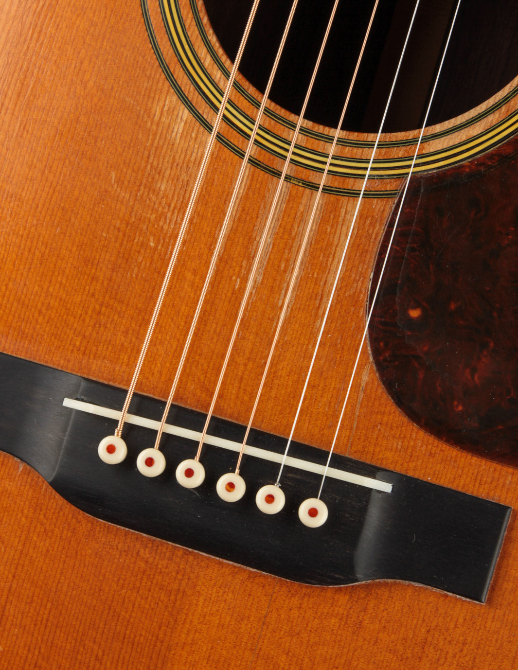 ハン　Martin d-28 The Legend Just Got Better – New Martin D28 Review! - YouTube