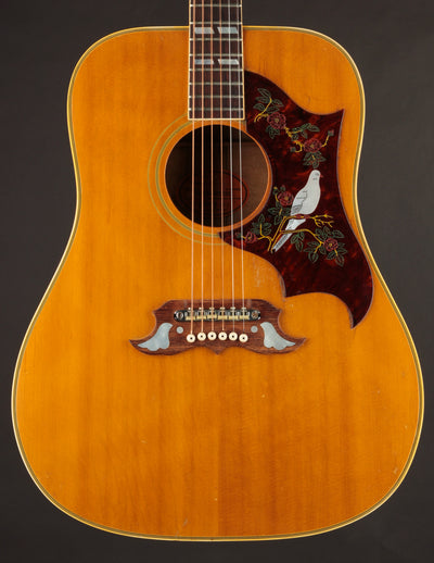 Gibson Dove, Natural (1968)