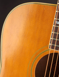 Gibson Dove, Natural (1968)