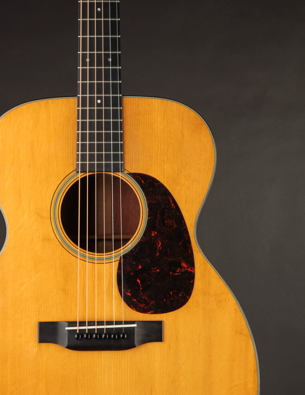 Martin 000-18 (1940) | The Music Emporium