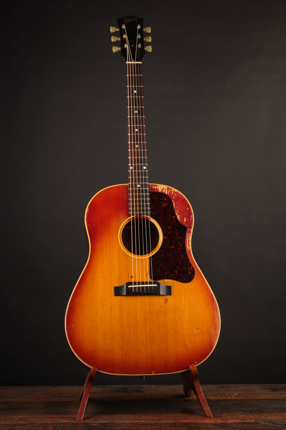 Gibson J-45 Sunburst (1962) | The Music Emporium