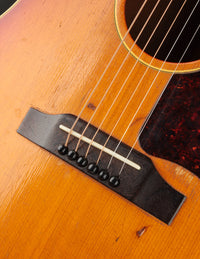 Gibson J-45 Sunburst (1962)