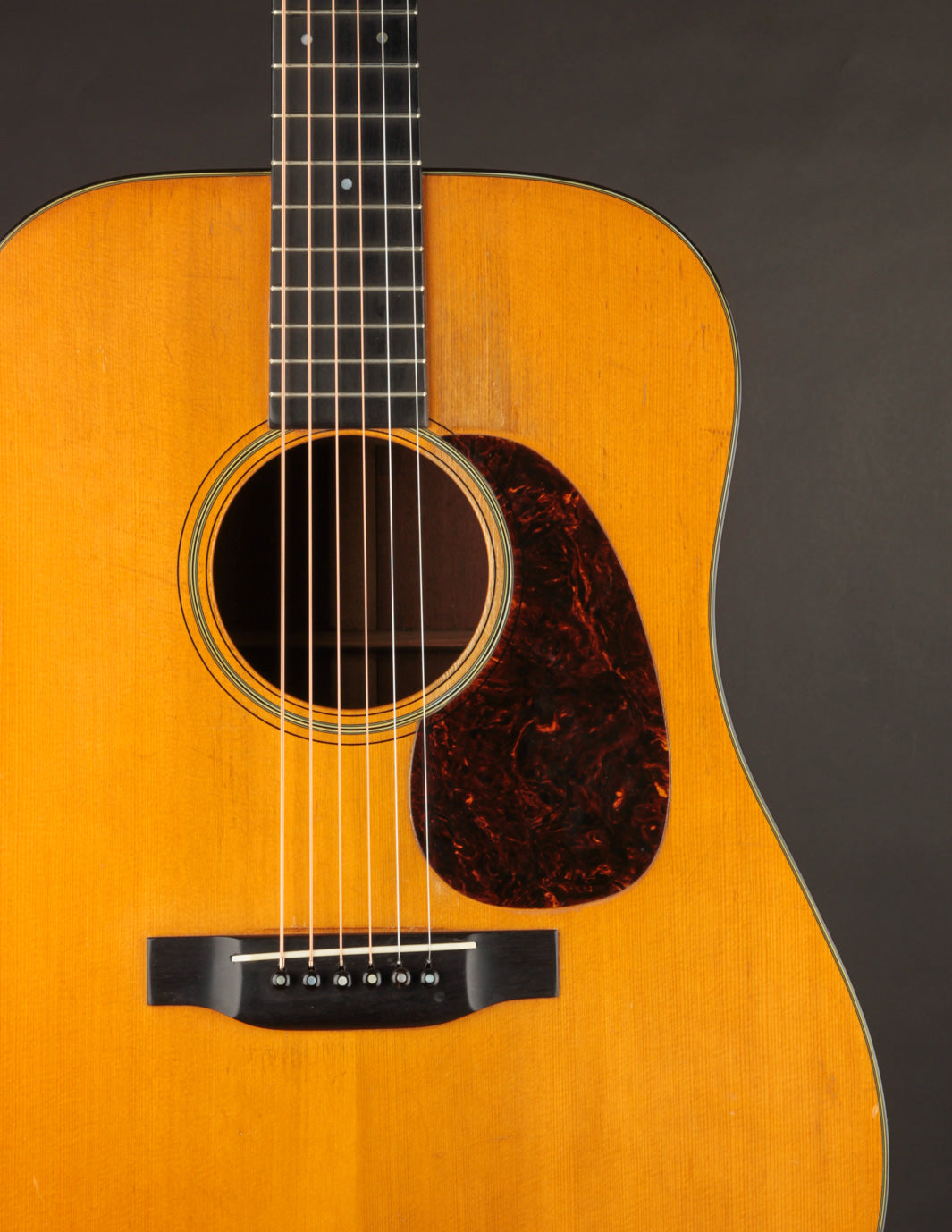 Martin Standard Series 0-18 Concert Acoustic Guitar Aged