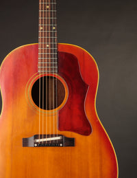 Gibson J-45 Cherry Sunburst (c. 1967)