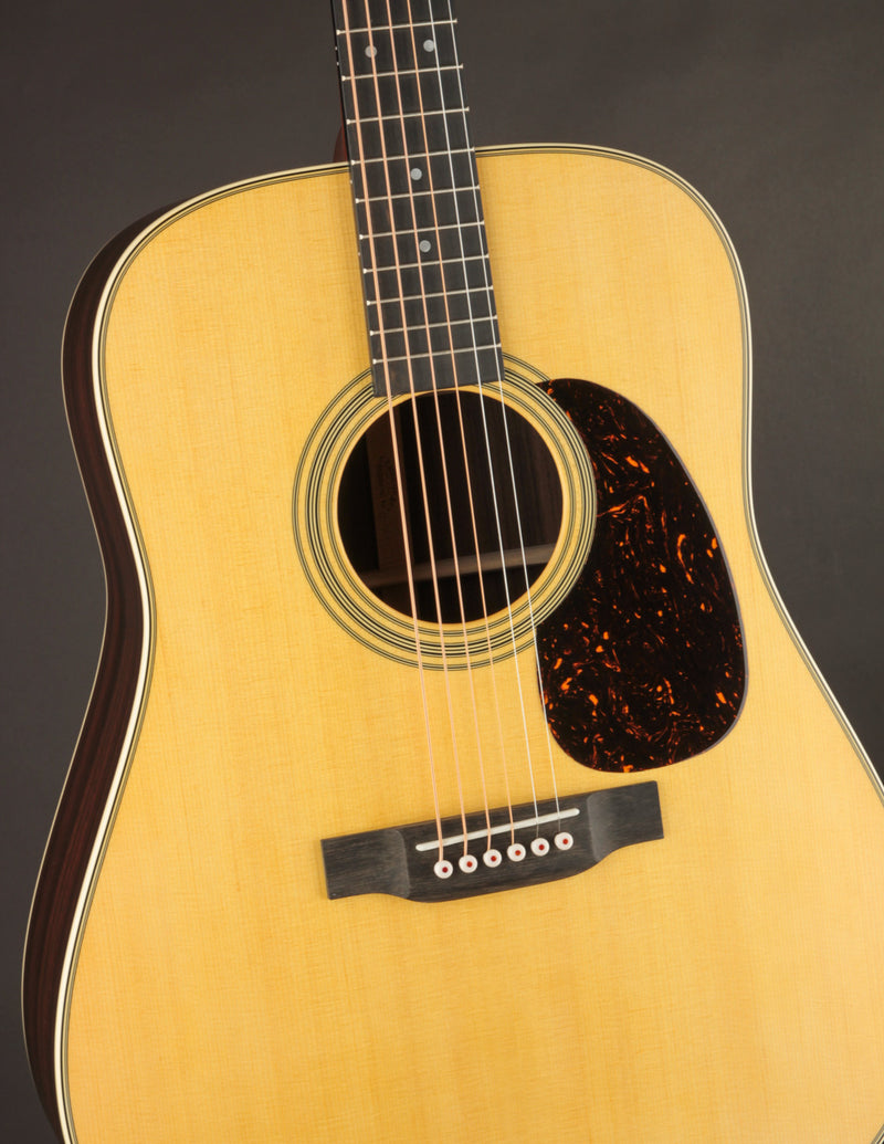 Martin D-28 Satin (USED, 2023)