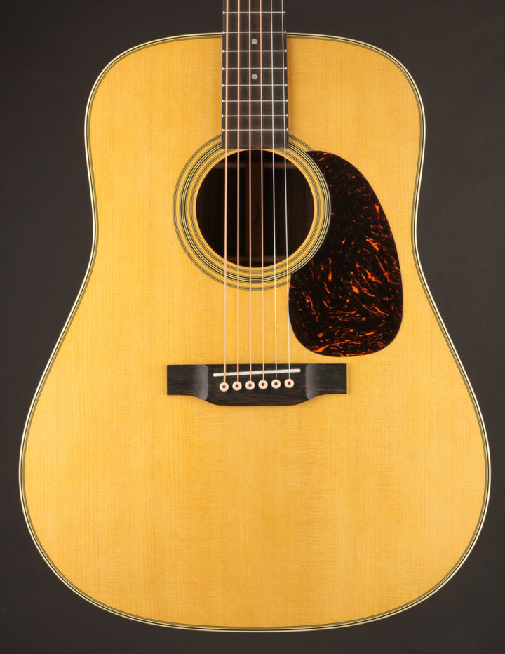 Martin D-28 Standard (USED, 2023)