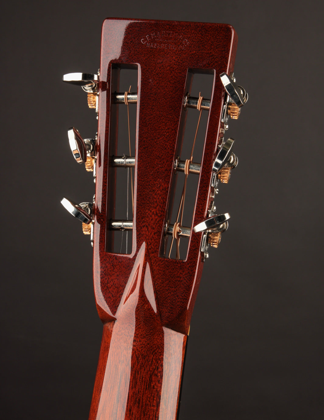 Martin D-28 (USED, 1964) | The Music Emporium