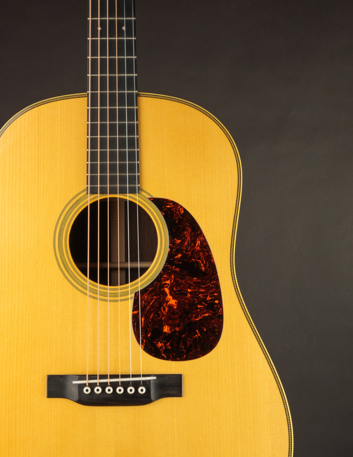 Martin OO-28 standard マーティン Martin 00-28 Acoustic Guitar | Martin Guitar