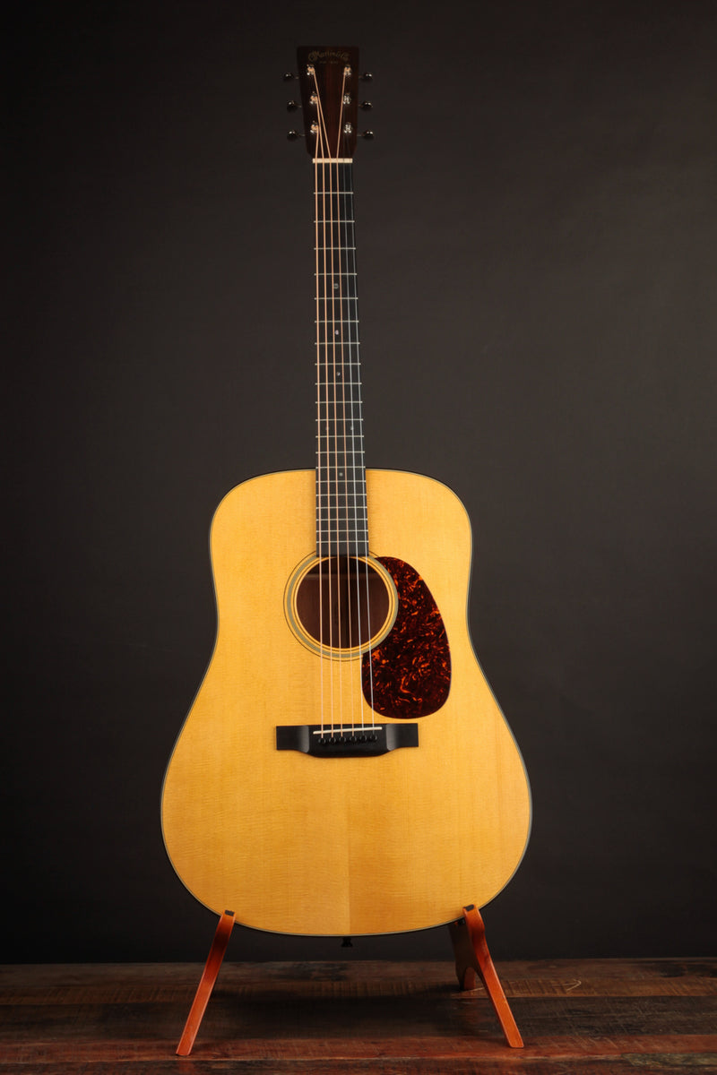 Martin D-18 (USED, 2021)