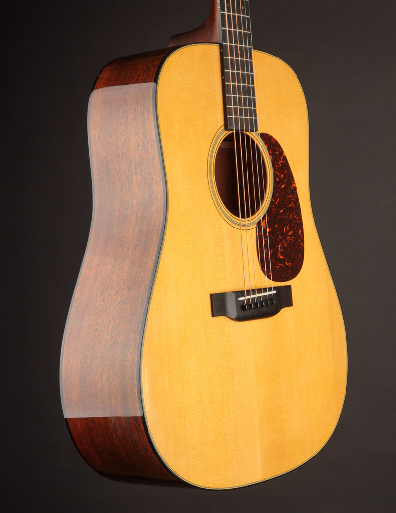 Martin D-18 (USED, 2021)