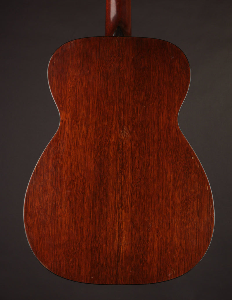 Martin 00-18 (1947)