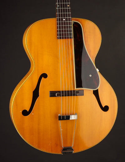 Kalamazoo KG-32, Blonde (1940s)