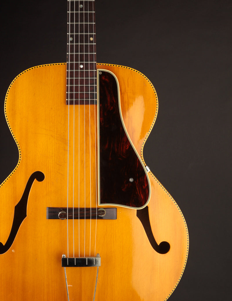 Kalamazoo KG-32, Blonde (1940s)