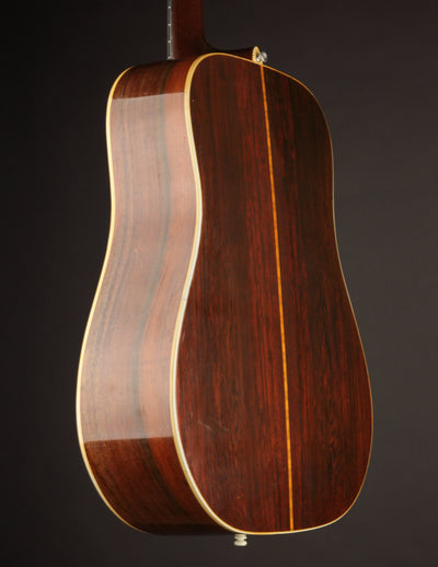Martin D-28 (1967)