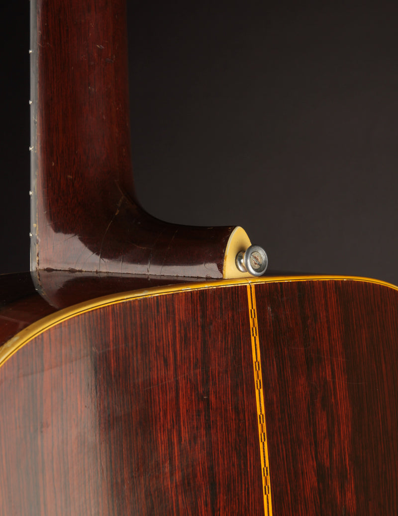 Martin D-28 (1967)