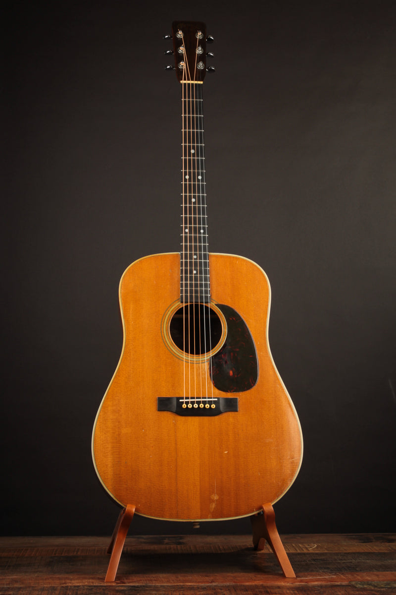 Martin D-28 (1967)