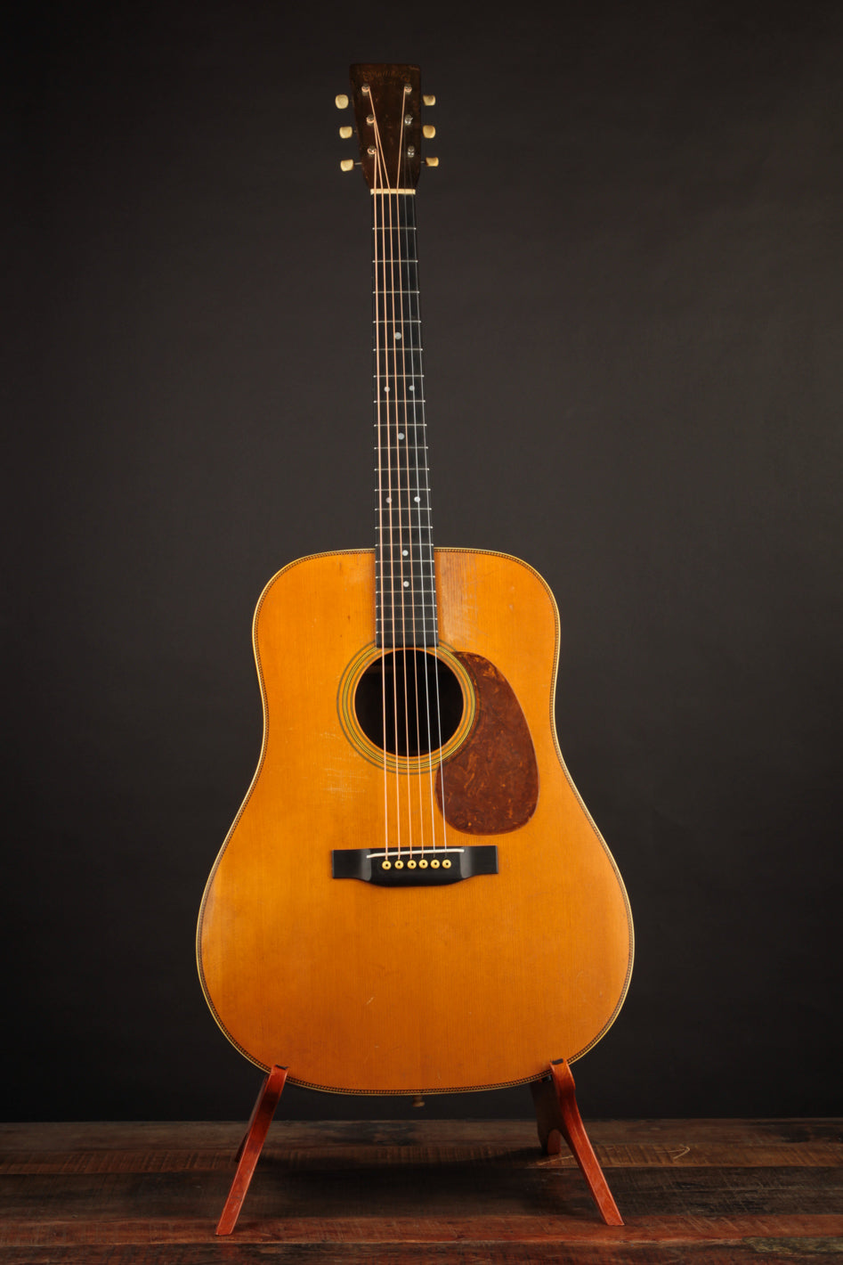 Martin & Co　D-28 1994 Martin D-28 Dreadnought Acoustic Guitar Natural | Cream City