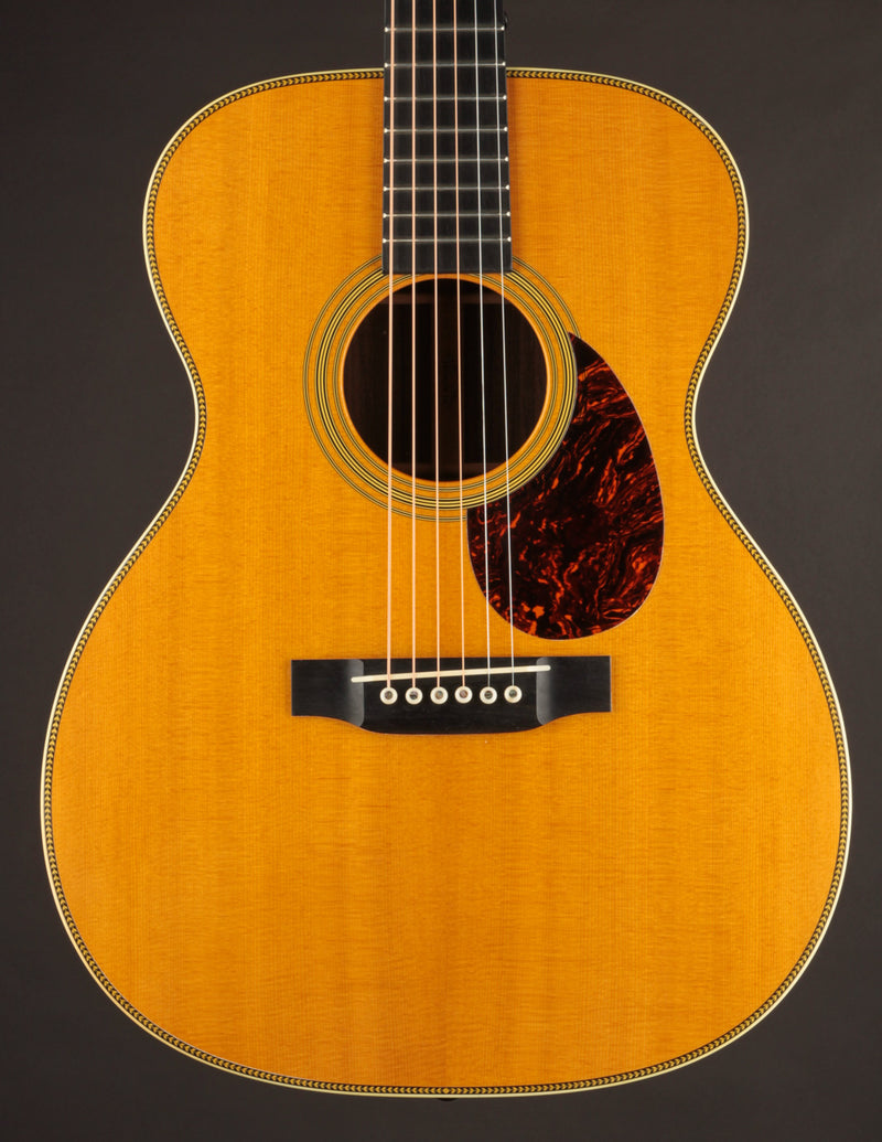 Martin OM-28V (USED, 2014)