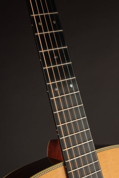 Martin OM-28V (USED, 2014)