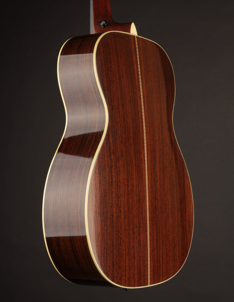 Martin OM-28V (USED, 2014)