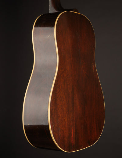 Gibson J-45 (1946)