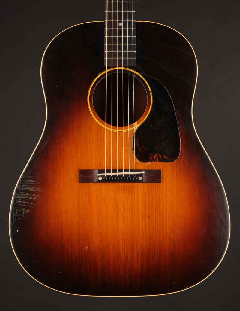Gibson J-45 (1946)