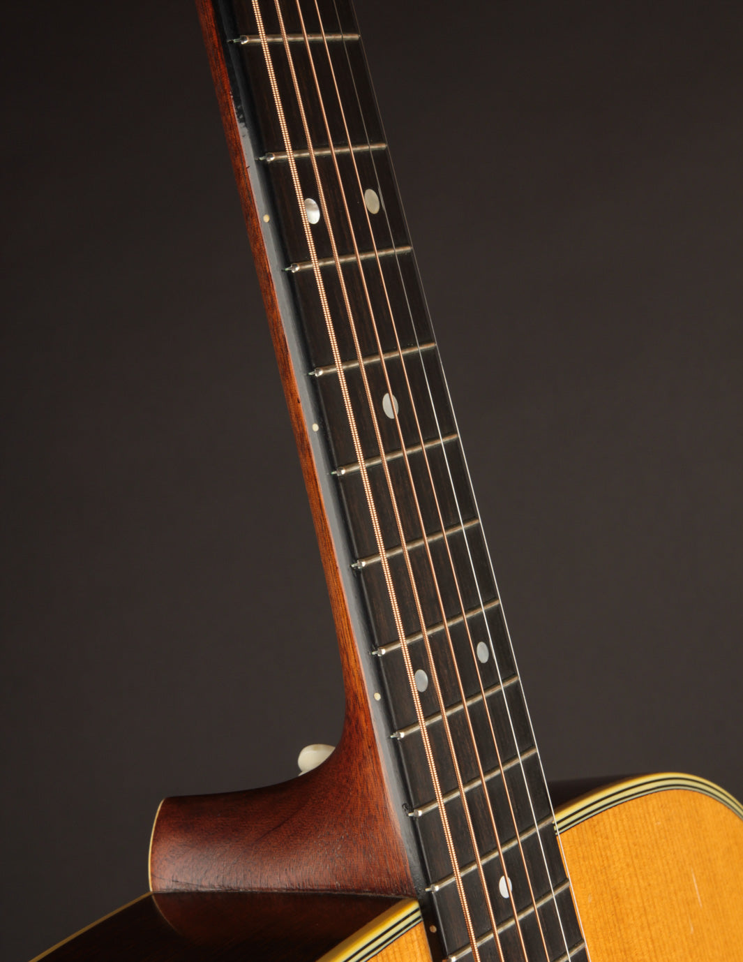 Martin & Co　D-28 C. F. Martin D-28 Flat Top Acoustic Guitar (1948) | RetroFret