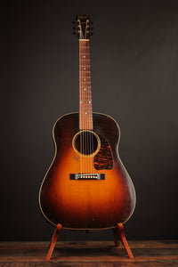 Gibson J-45 (1943)