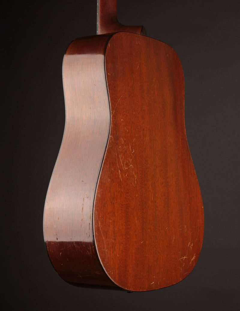 Martin D-18 (1945)