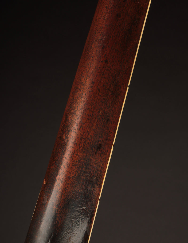 Recording King "Ray Whitley" 1028 (c. 1940)