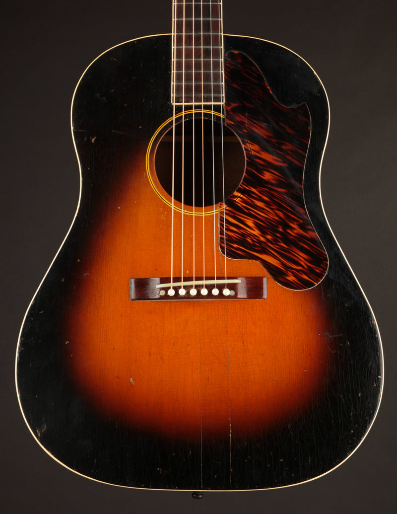 Recording King "Ray Whitley" 1028 (c. 1940)