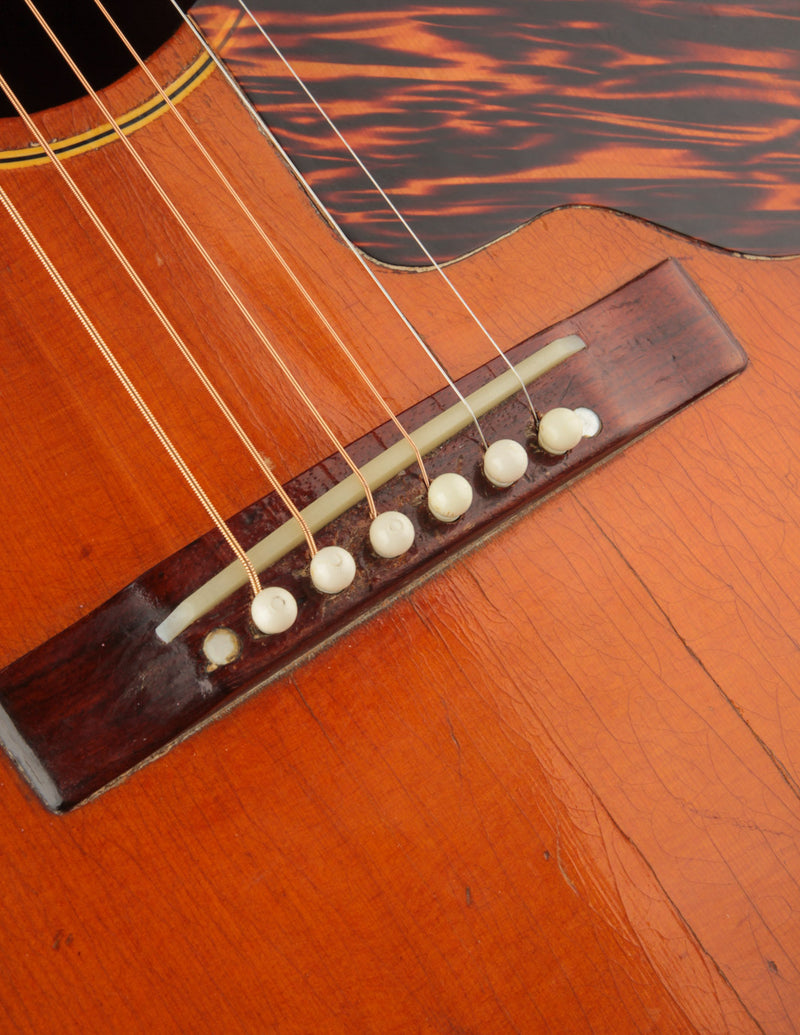 Recording King "Ray Whitley" 1028 (c. 1940)