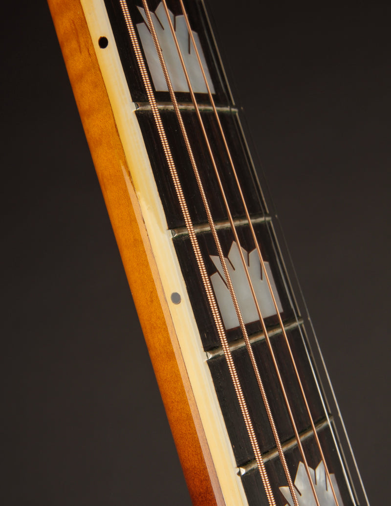 Gibson SJ-200 Sunburst (1952)