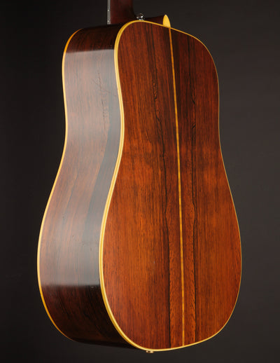 Martin D-28 (1967)